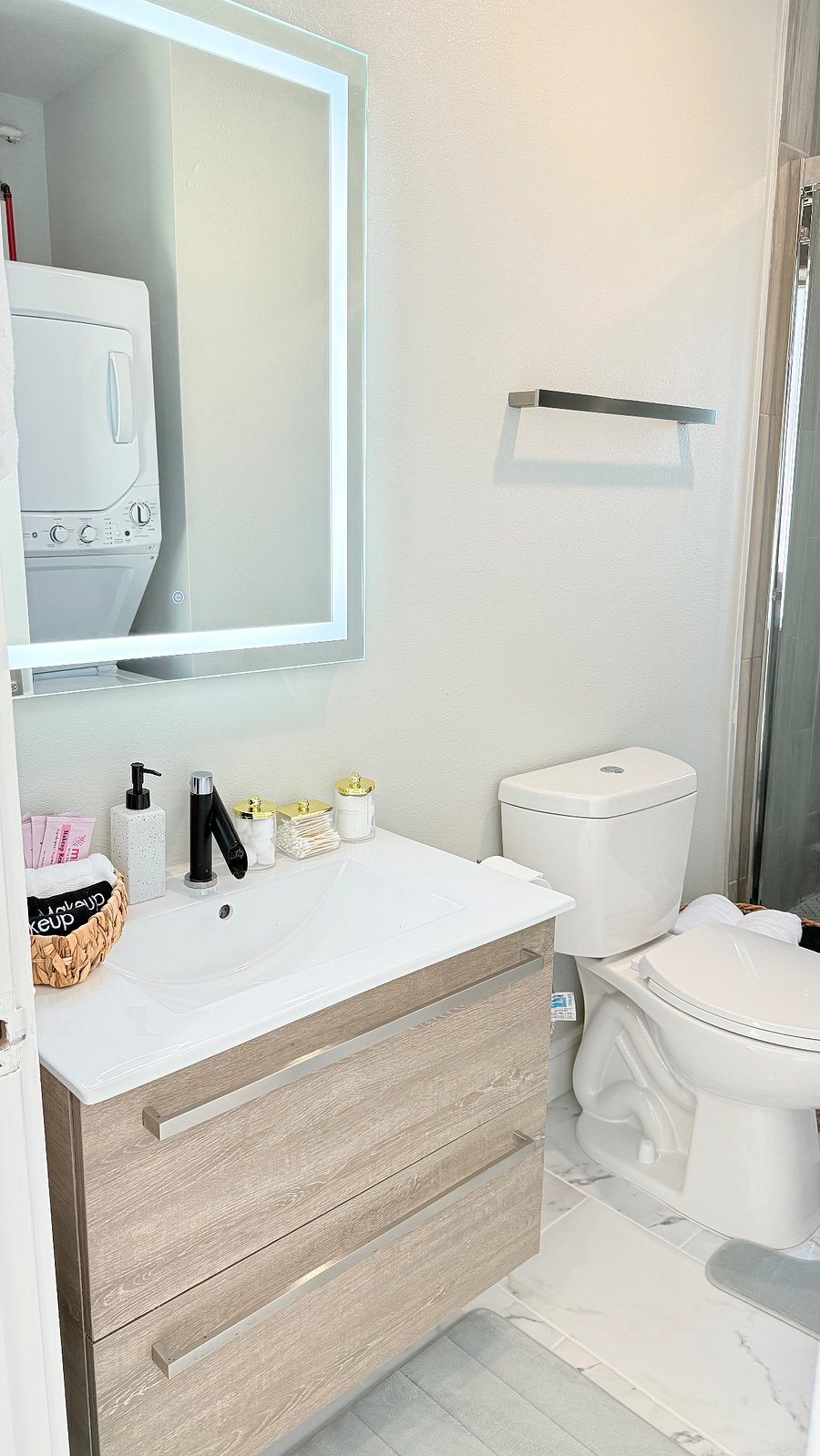 Furnished Finder property 857906_1 photo 11
