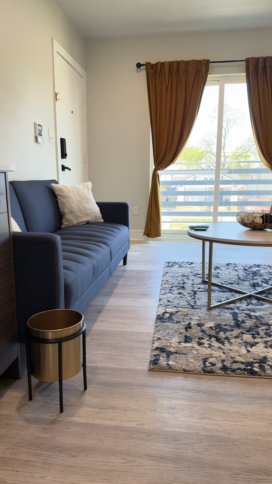 Furnished Finder property 857906_1 photo 2