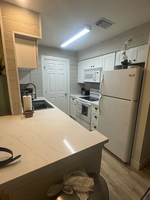 Furnished Finder property 857915_1 photo 4