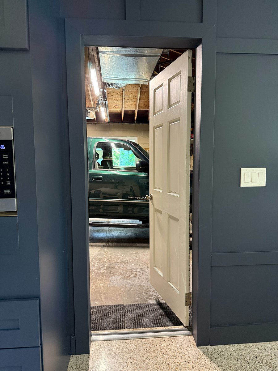 2-car large garage