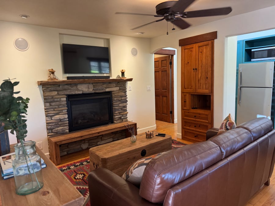 Furnished Finder property 857985_1 photo 2