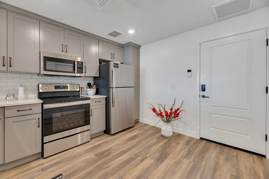 Furnished Finder property 857992_1 photo 3