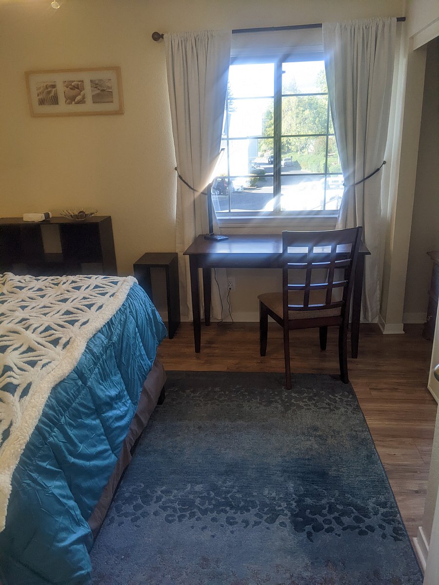 Furnished Finder property 858010_1 photo 30