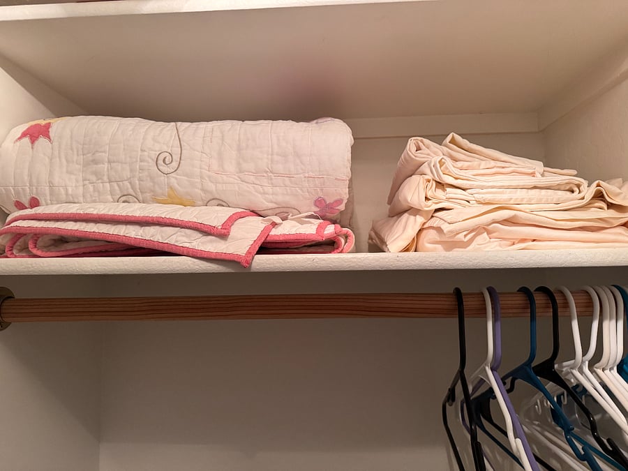 Extra 100% Cotton Sheets and Blankets for the Back Bedroom.