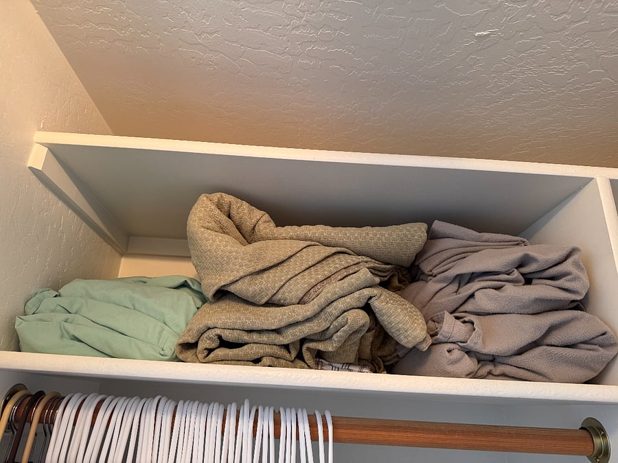 Extra 100% Cotton Sheets and Blankets, Flannel Sheets also provided.