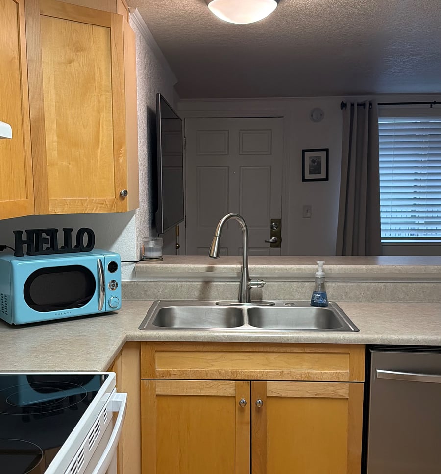 Furnished Finder property 858104_1 photo 16