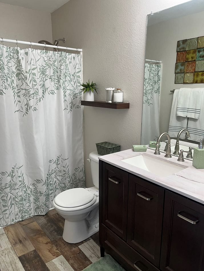 Furnished Finder property 858216_1 photo 15