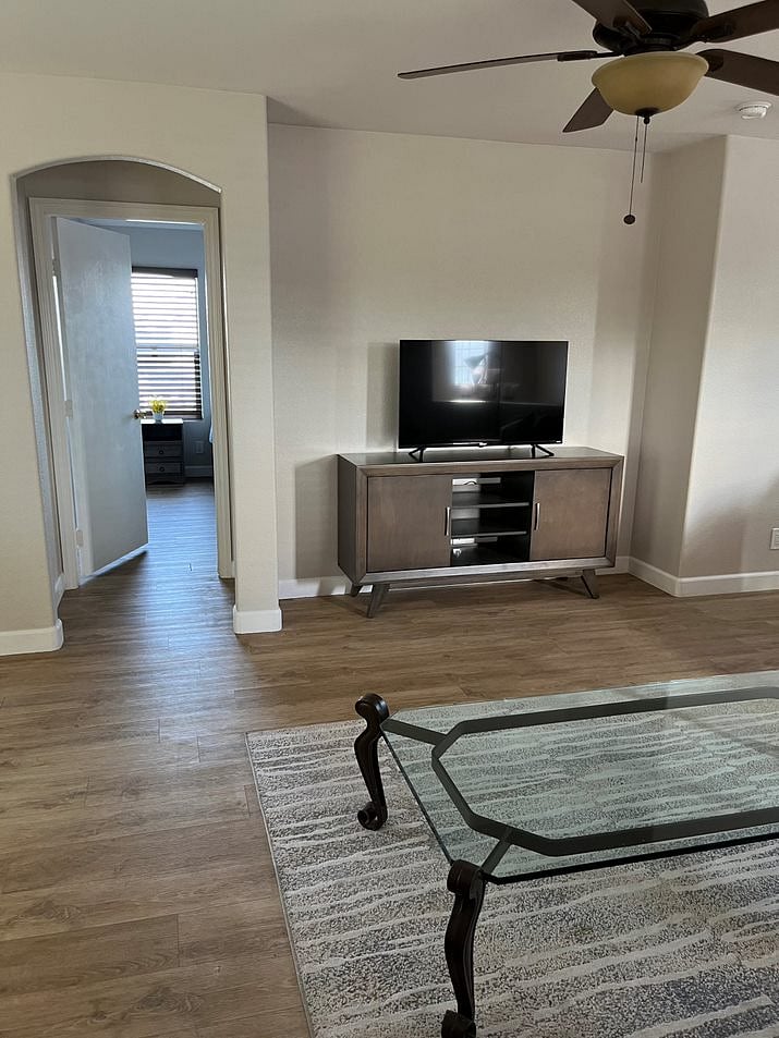 Furnished Finder property 858216_1 photo 4