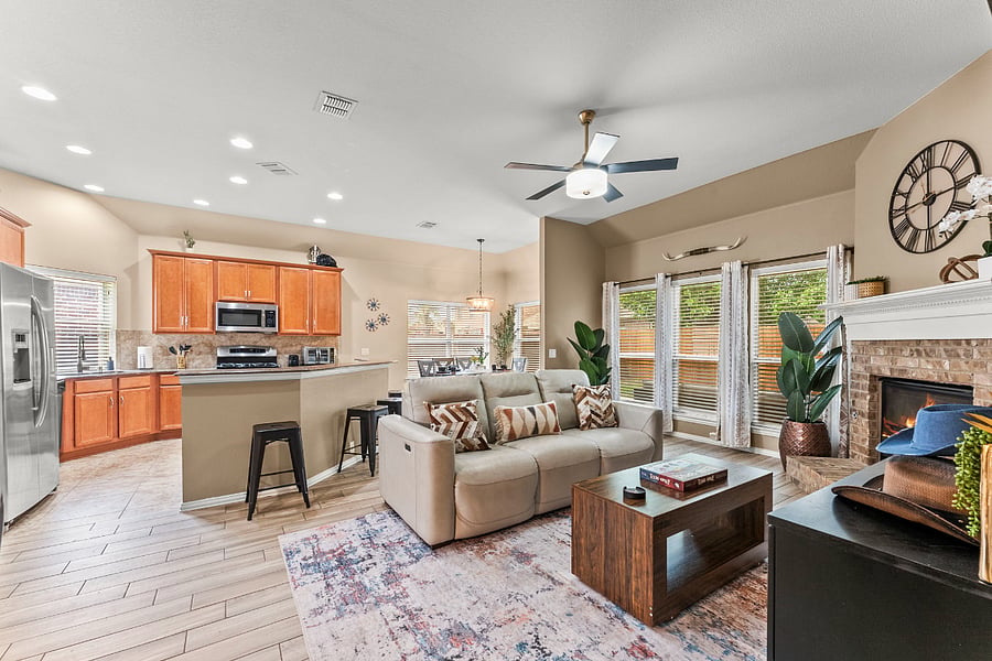 Furnished Finder property 858246_1 photo 3