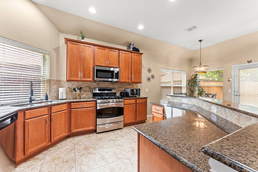 Furnished Finder property 858246_1 photo 11