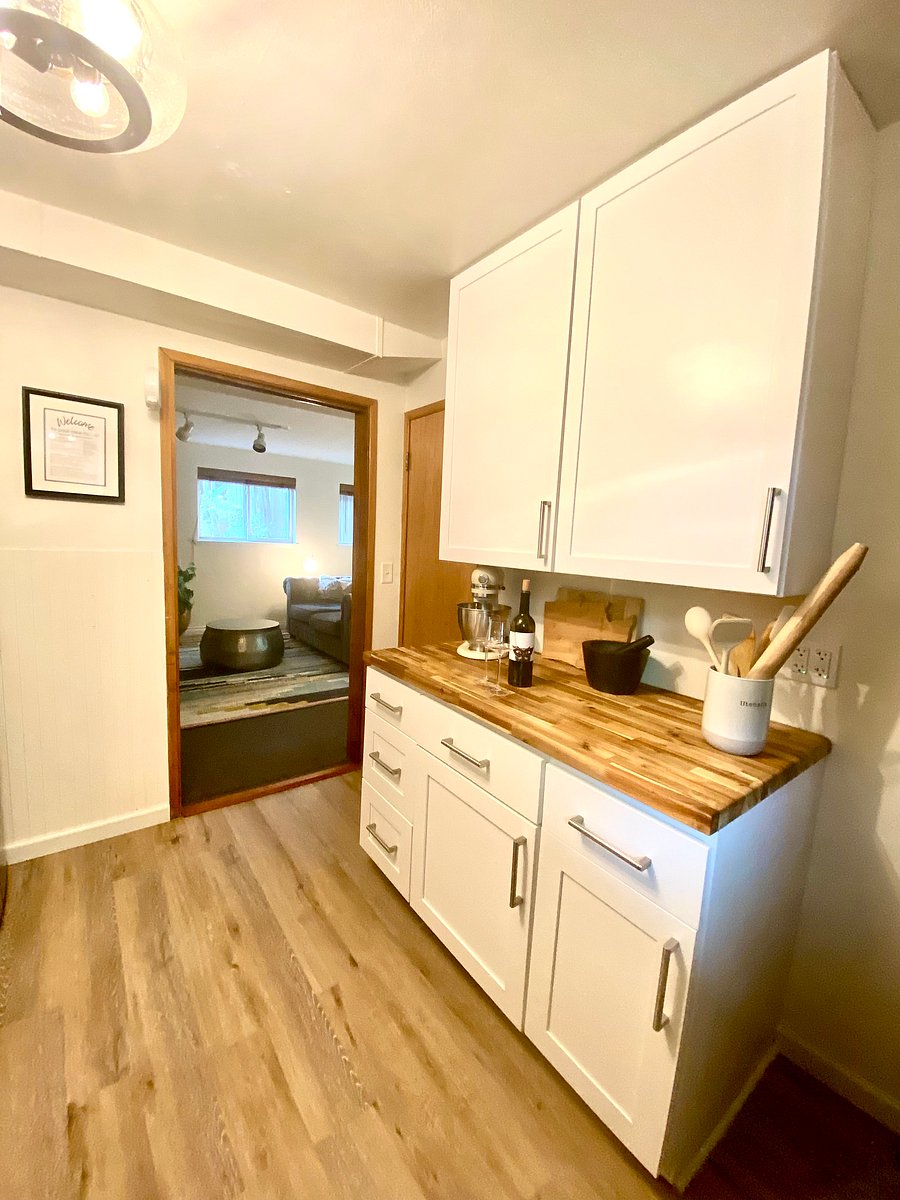Furnished Finder property 858248_1 photo 22