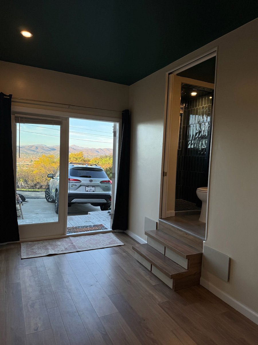 Furnished Finder property 858263_1 photo 4