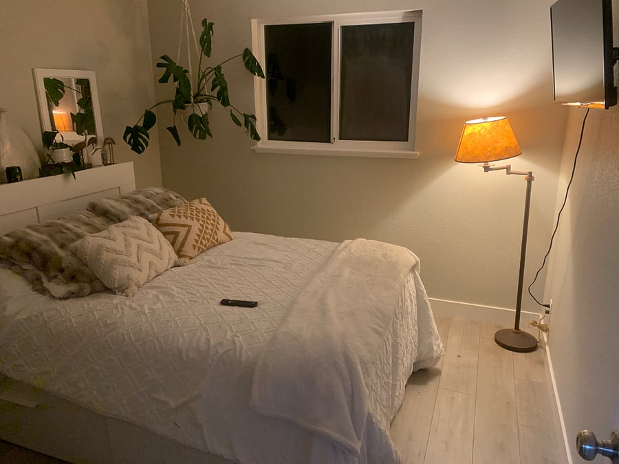 Cozy warm ambiance instead of the cool lighting!