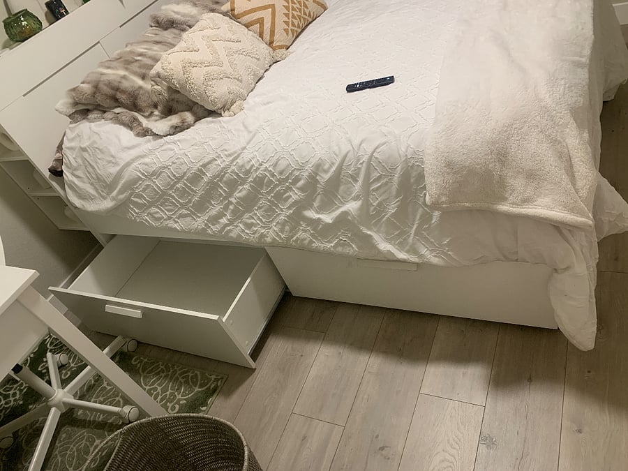 There are four of these drawers and they are HUGE. Photo does not do them justice.
