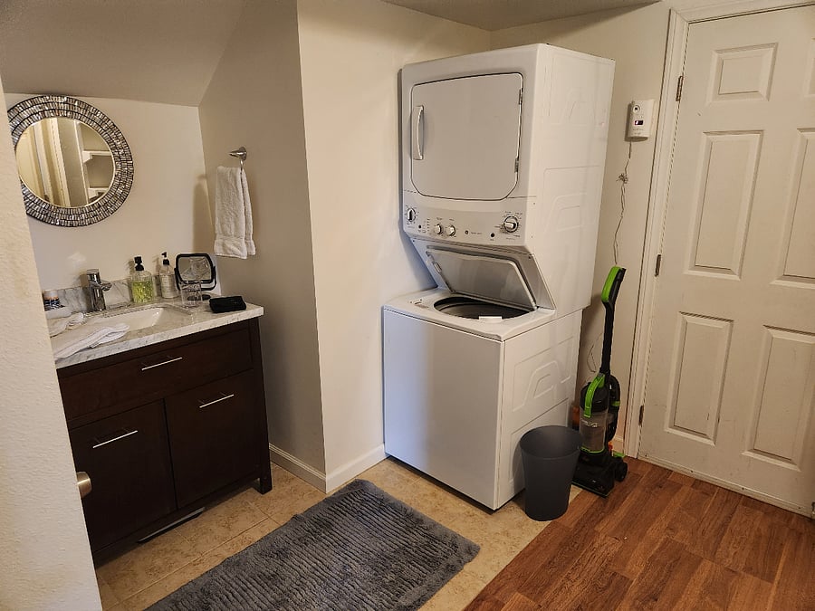 Furnished Finder property 858294_1 photo 14