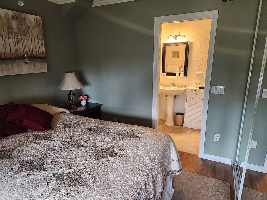 Furnished Finder property 858294_1 photo 8