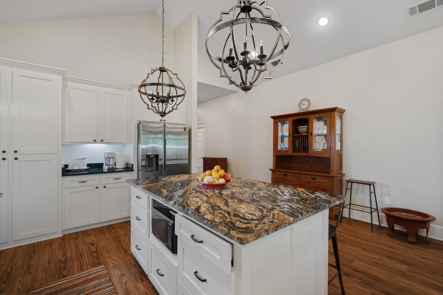 Furnished Finder property 858304_1 photo 11