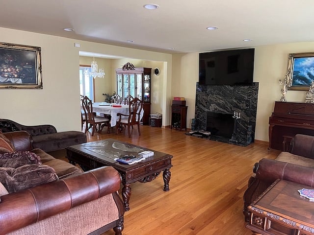 Furnished Finder property 858311_1 photo 11