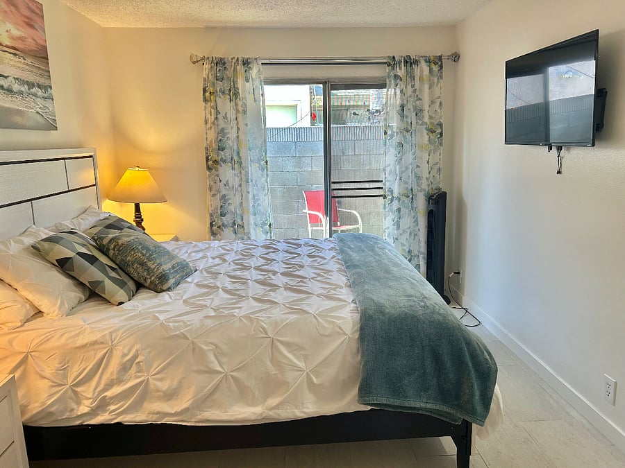 Furnished Finder property 858324_1 photo 22