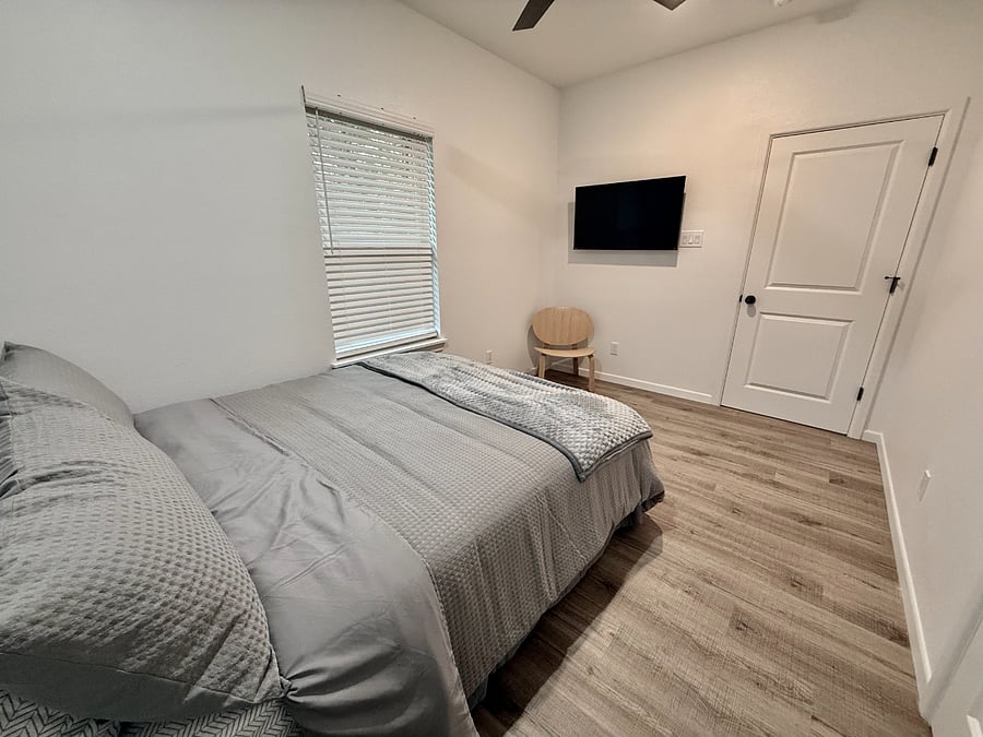 Furnished Finder property 858325_2 photo 5