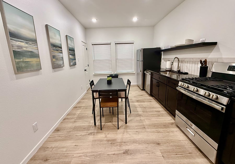 Furnished Finder property 858325_2 photo 10