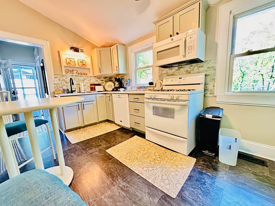 Furnished Finder property 858327_1 photo 5