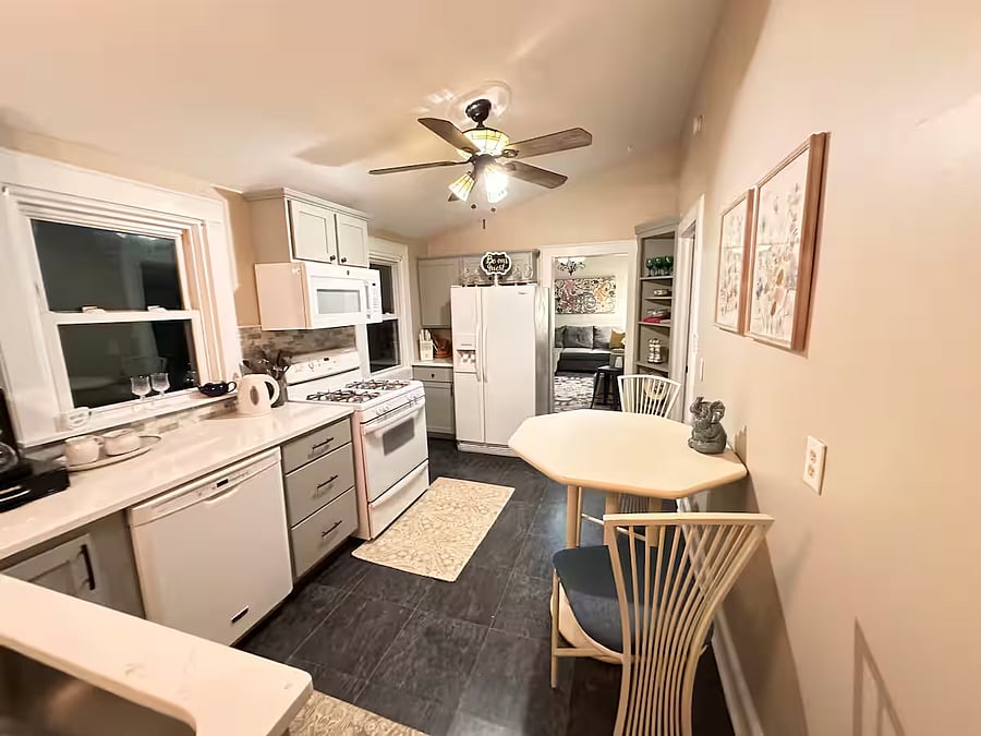 Furnished Finder property 858327_1 photo 4