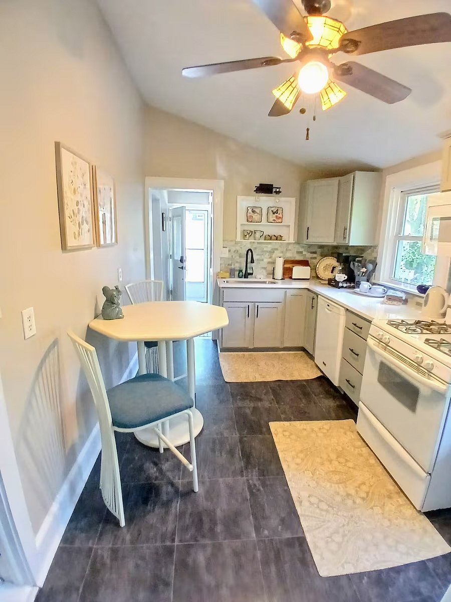 Furnished Finder property 858327_1 photo 6