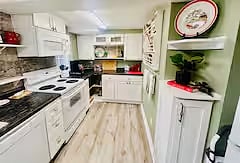 Furnished Finder property 858327_2 photo 8