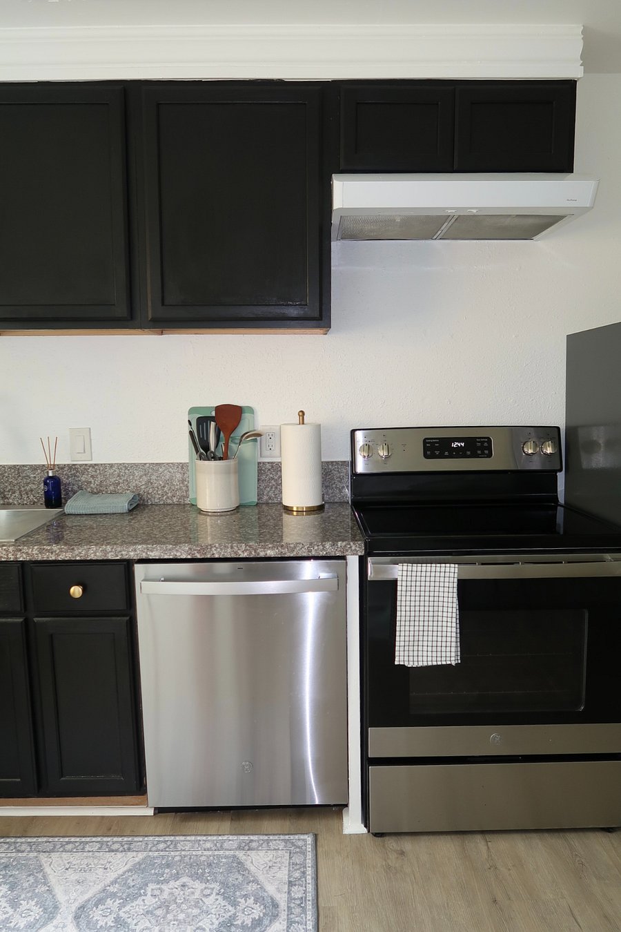 Furnished Finder property 858362_2 photo 5