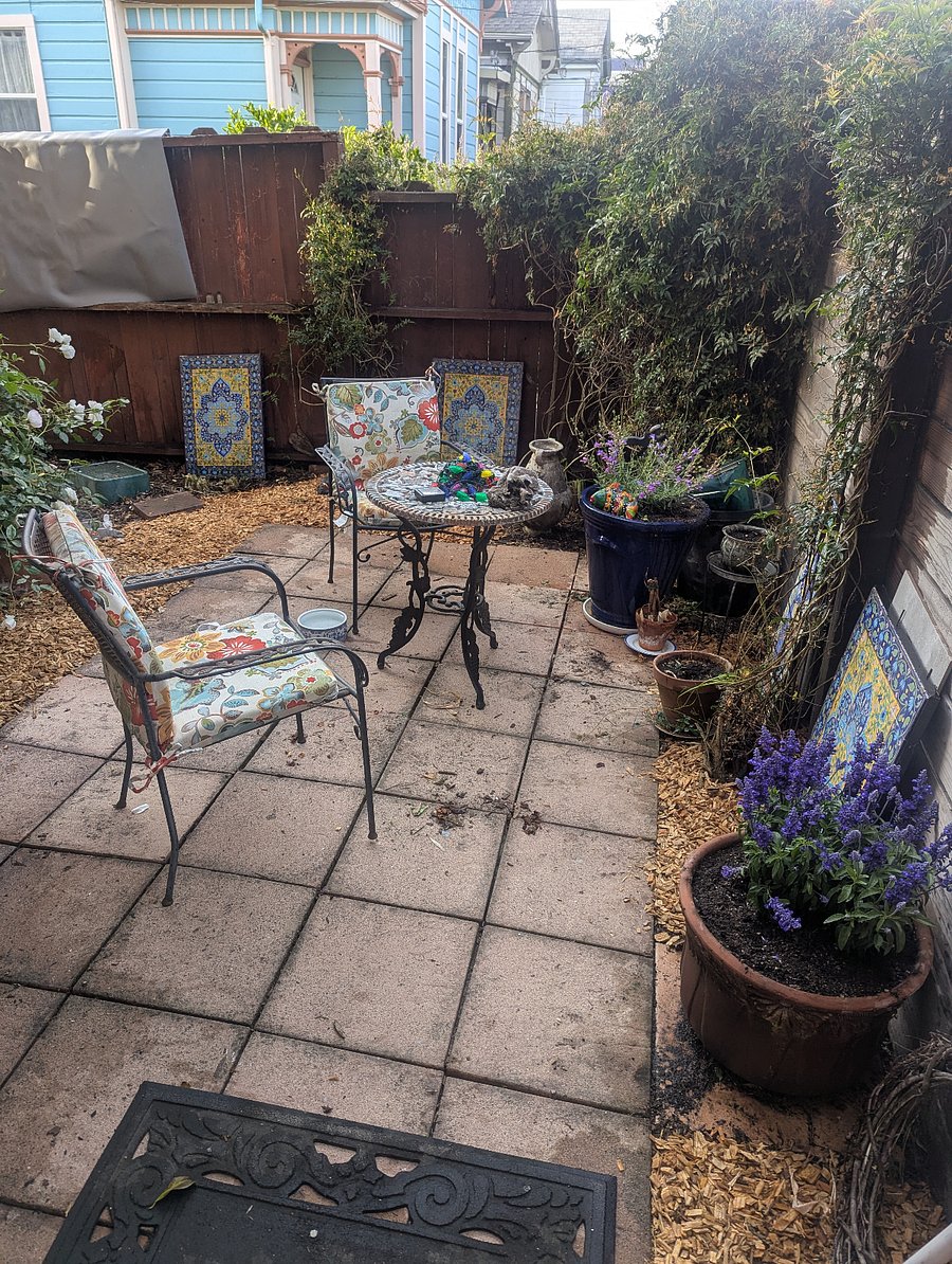 Front patio with flowers