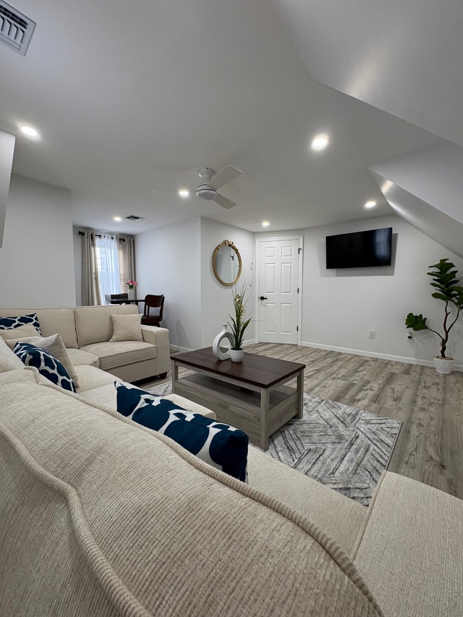 Furnished Finder property 858524_1 photo 6