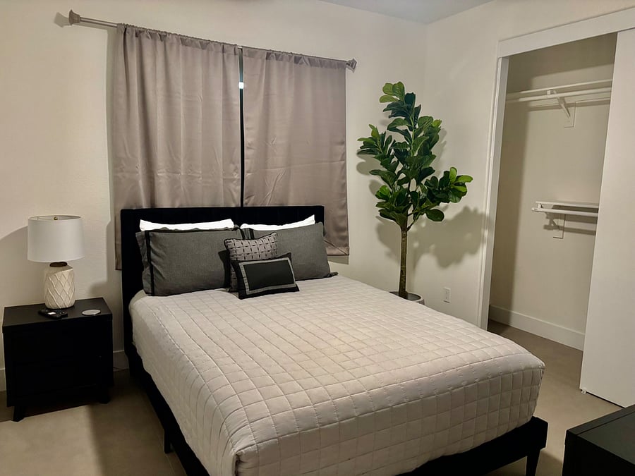 Furnished Finder property 858541_1 photo 3