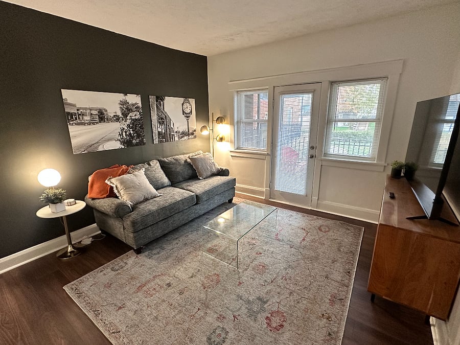 Furnished Finder property 858568_1 photo 1