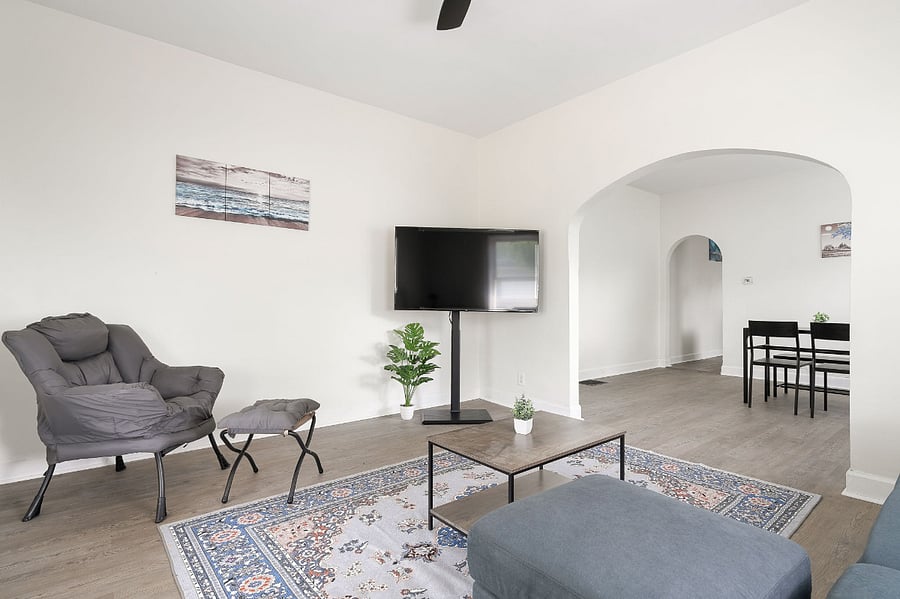 Furnished Finder property 858621_1 photo 3