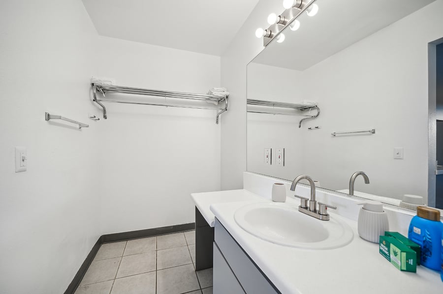 Furnished Finder property 858656_1 photo 4