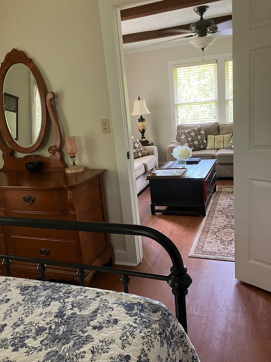 Furnished Finder property 858686_1 photo 4