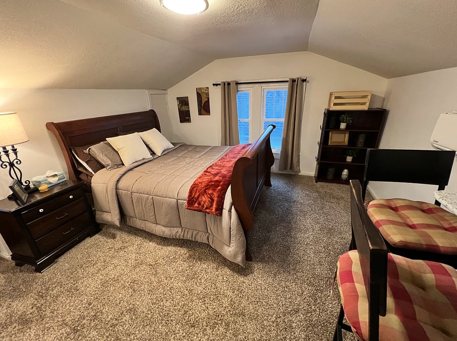 Furnished Finder property 858706_2 photo 11