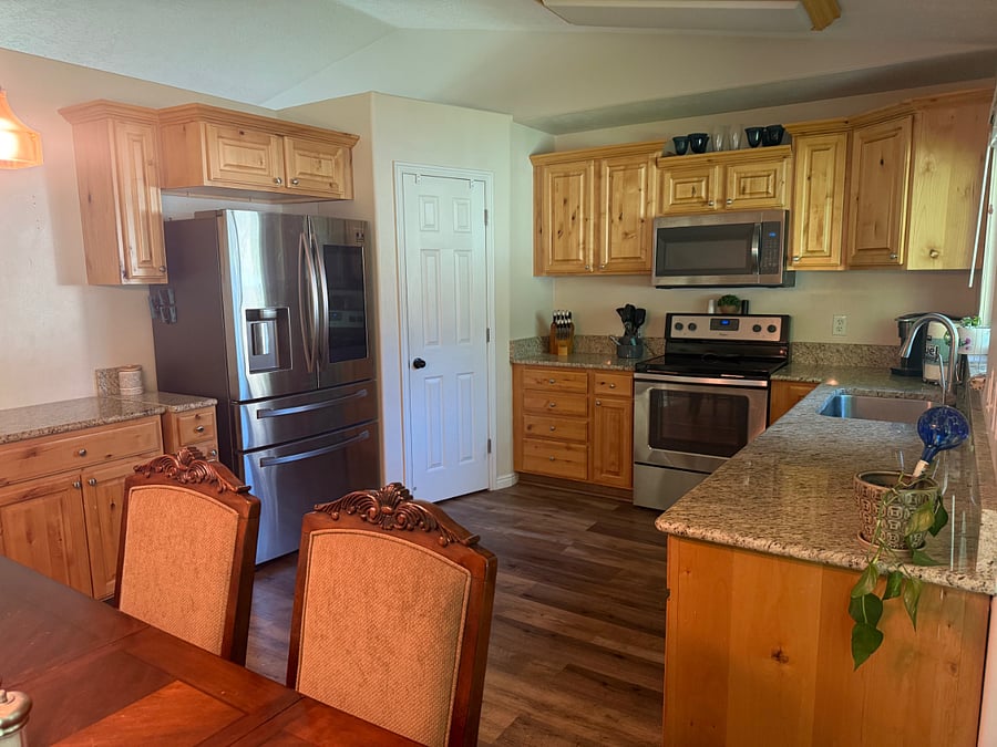 Furnished Finder property 858709_1 photo 7