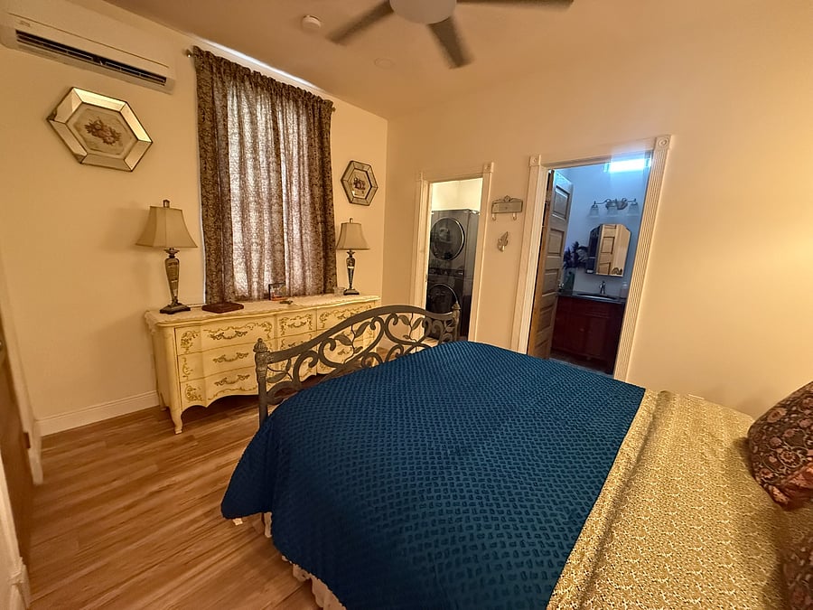 Furnished Finder property 858710_1 photo 16