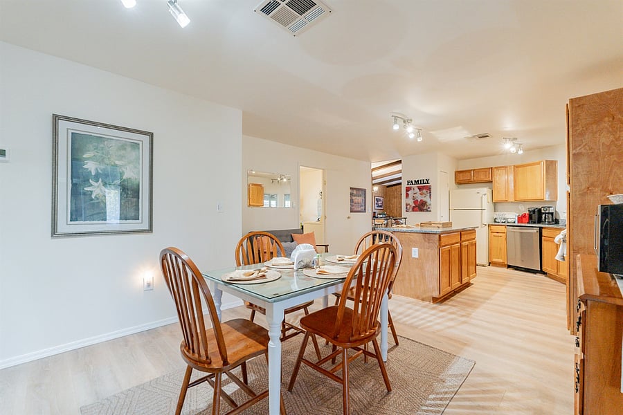 Furnished Finder property 858711_1 photo 17