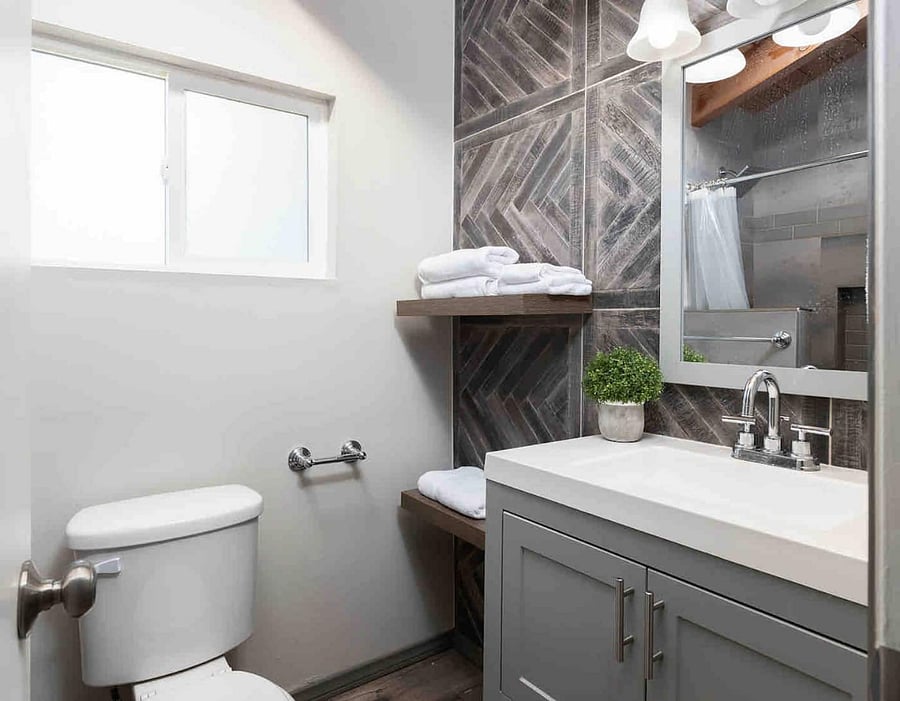 Upstairs bathroom (full) - remodeled and upgraded