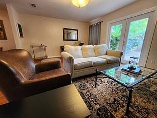 Furnished Finder property 858738_1 photo 6