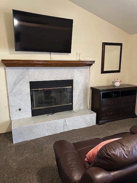 Furnished Finder property 858753_3 photo 32