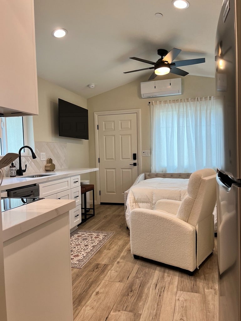 Furnished Finder property 858766_1 photo 9