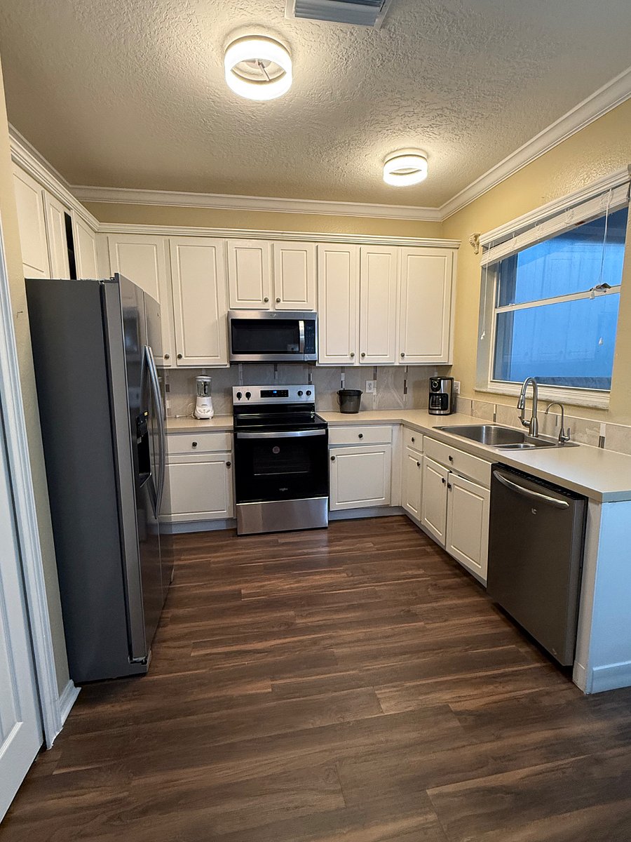 Furnished Finder property 858770_1 photo 3