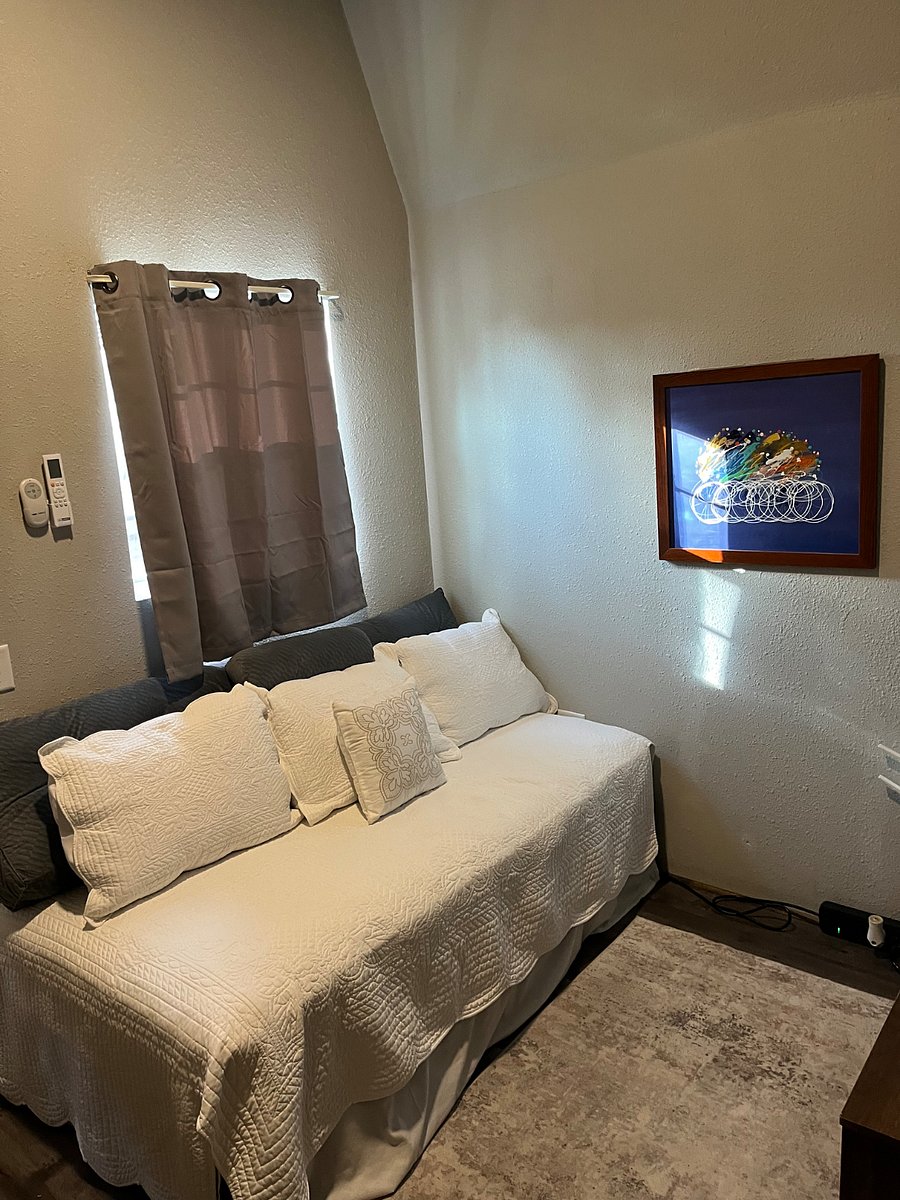 Furnished Finder property 858773_1 photo 4
