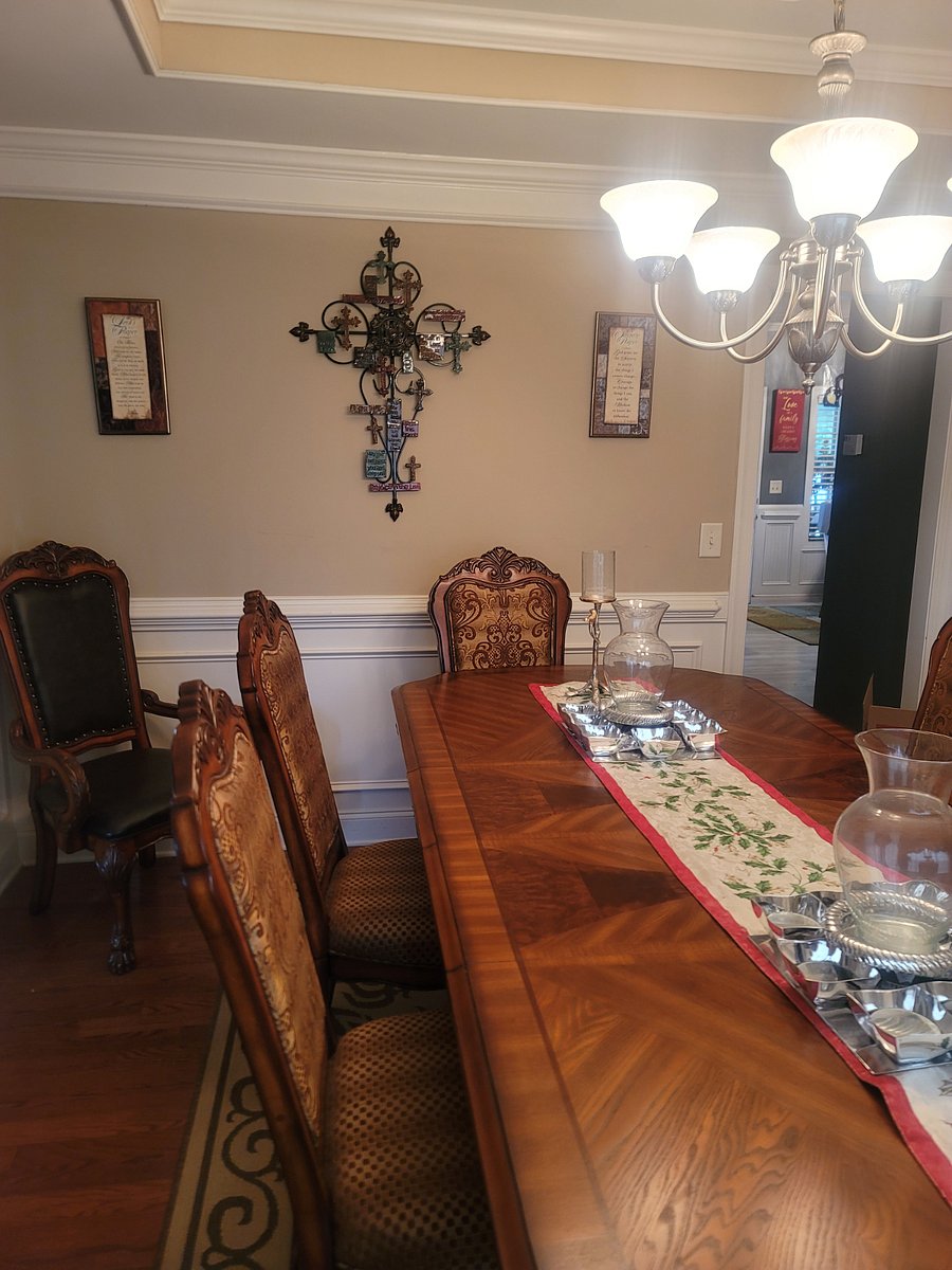 Dining/Meeting room
