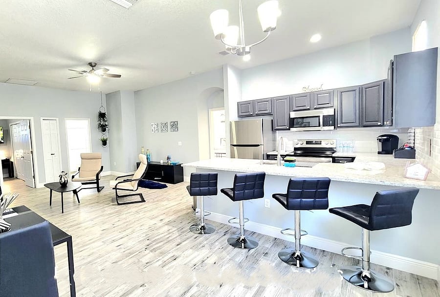 Furnished Finder property 858875_1 photo 3