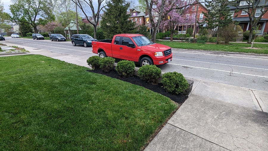 Street parking in front of the house. 6+ spaces so no need to parallel park if you are not good at it.